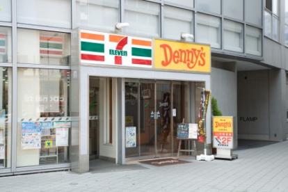 コンビニ　セブンイレブン 新宿落合駅前店（コンビニ）まで602m