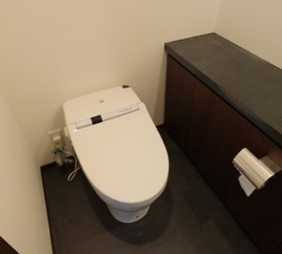 トイレ　参考写真になります