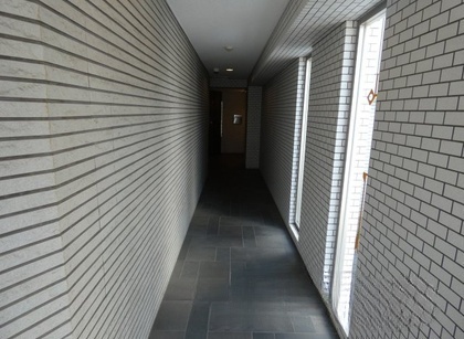 ロビー　築２０１０年です