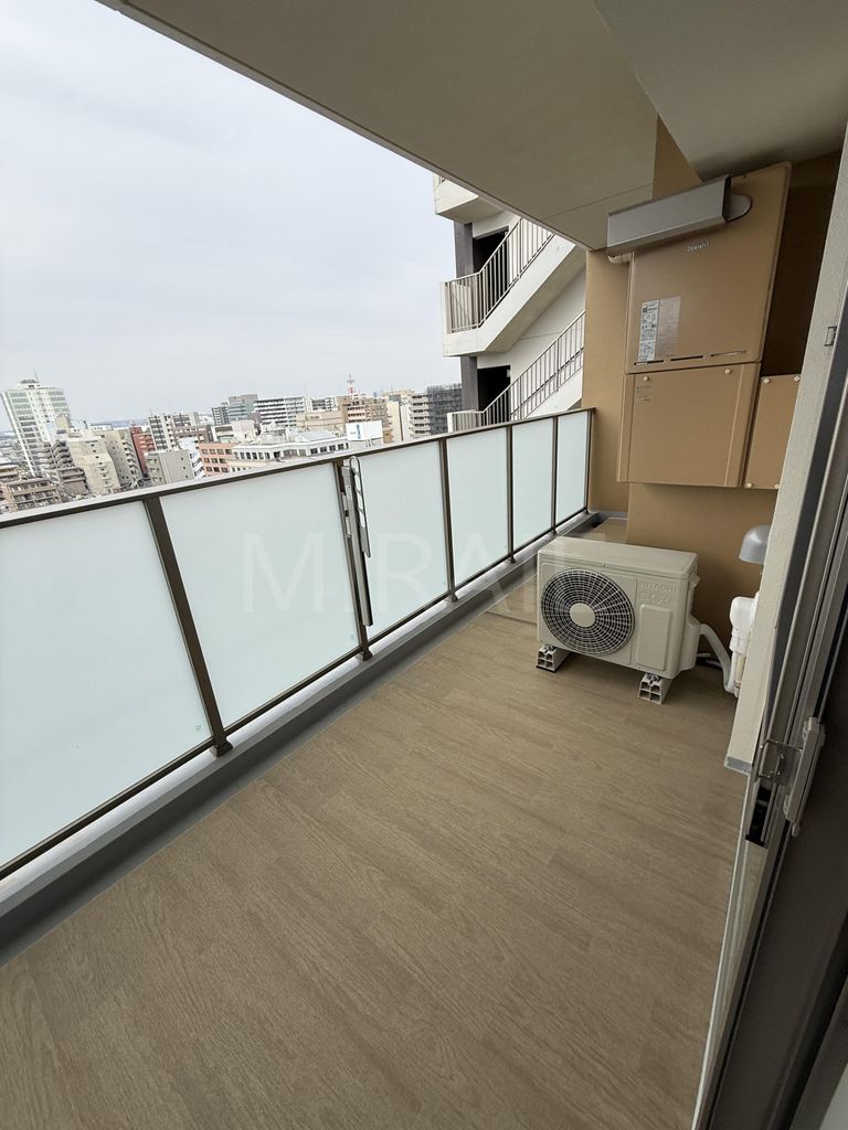 バルコニー　バルコニー