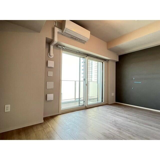 居室・リビング　※参考写真（同タイプ・別部屋）