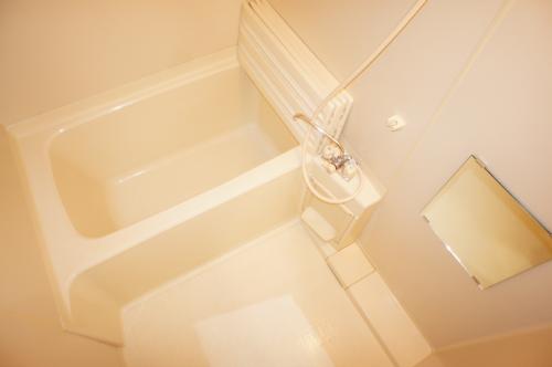 バス・シャワールーム　お風呂は寛ぎの空間です。