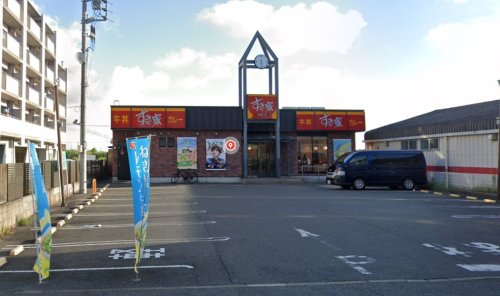 飲食店　すき家 船橋市場店（飲食店）まで216m