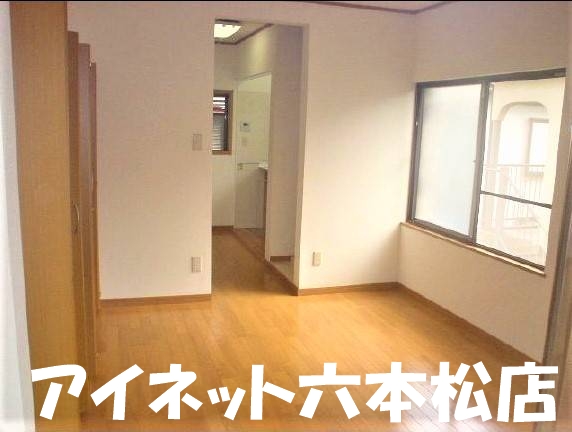 居室・リビング　明るく気持ちがいいです。