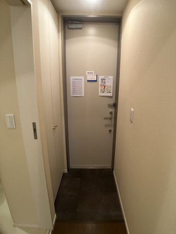 玄関　フラットで使いやすい玄関です。※同タイプ別部屋の参考写真