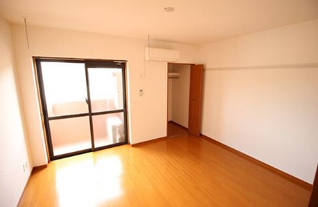 居室・リビング　8帖のお部屋は