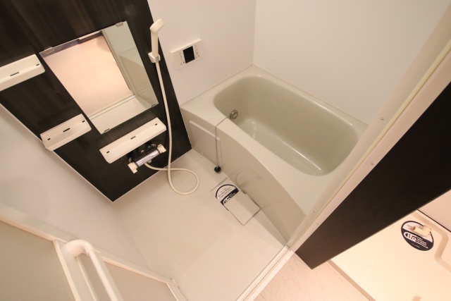 バス・シャワールーム　※別室の参考写真の為、現況優先です。