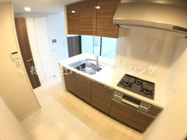 キッチン　※同マンション、他部屋参考写真