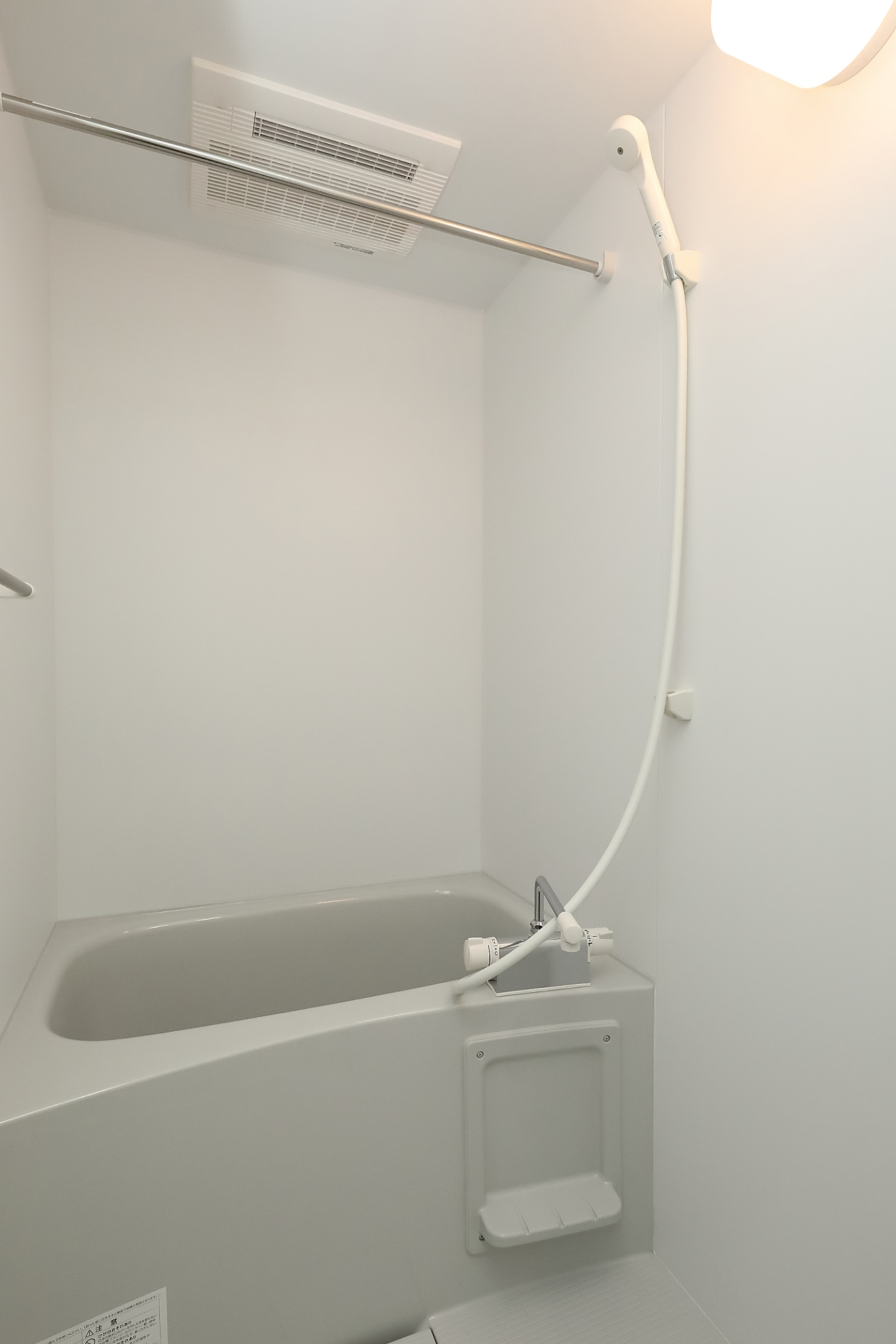 バス・シャワールーム　浴室乾燥機付き