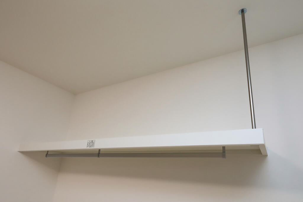 その他設備　吊り棚