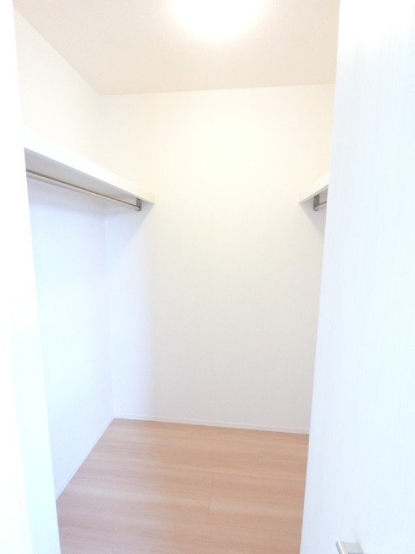 収納　図面と現状に相違がある場合には現状を優先