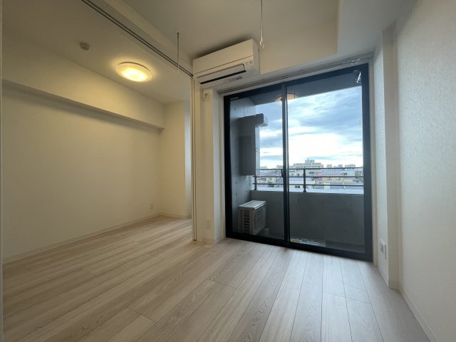 トイレ　※同タイプ参考写真です（色味が異なる可能性がございます）