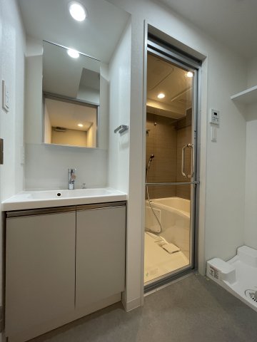 洗面設備　※同タイプ参考写真です（色味が異なる可能性がございます）