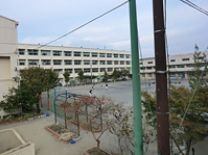 小学校　★横浜市立坂本小学校★（小学校）まで879m