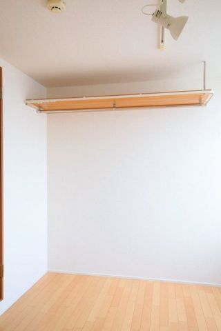 収納　マルティプレックス要町　豊島区高松２