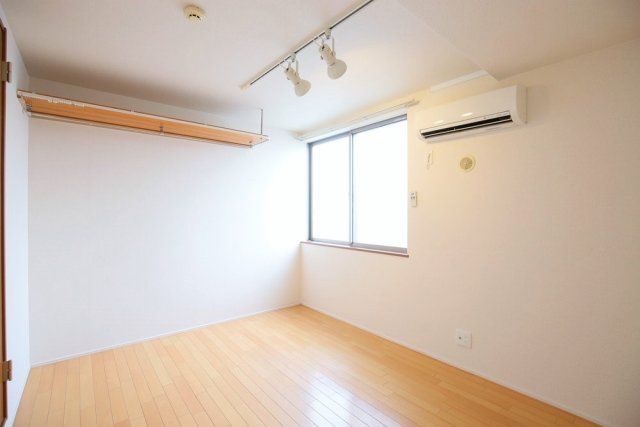 居室・リビング　マルティプレックス要町　豊島区高松２