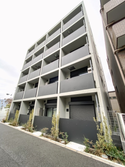 建物外観　５階建ての賃貸マンション