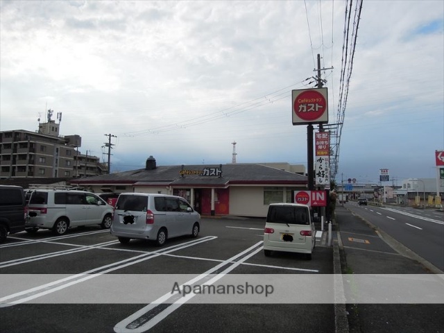 飲食店　ガスト岸和田東店（飲食店）まで571m