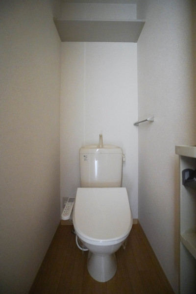 トイレ　同じ建物の別のお部屋