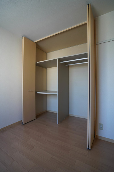 収納　同じ建物の別のお部屋