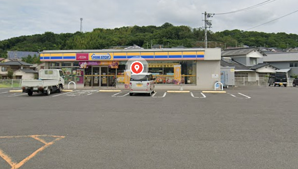 コンビニ　ミニストップ 丸亀飯山店（コンビニ）まで1307m