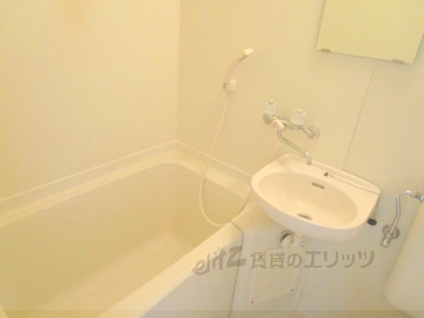 洗面設備　ユニットバス