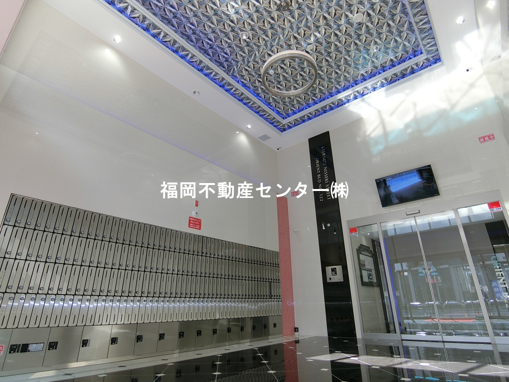 地下鉄七隈線 渡辺通駅 徒歩8分 15階建 築8年の外観写真