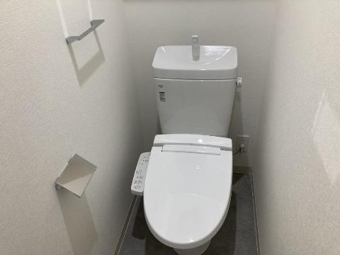トイレ　シャワー付トイレ