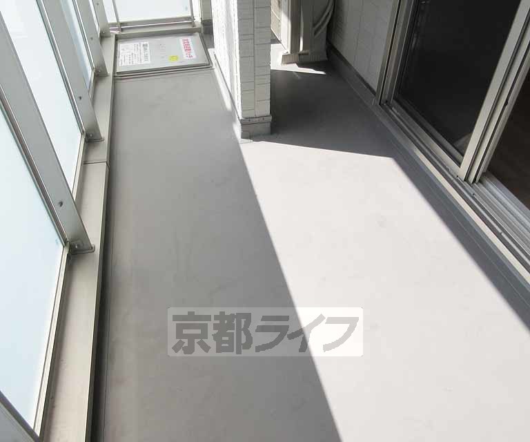 バルコニー　沢山洗濯物干せますね