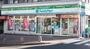 コンビニ　ファミリーマート　早稲田鶴巻町店（コンビニ）まで317m