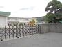 小学校　内原小学校様（小学校）まで1900m
