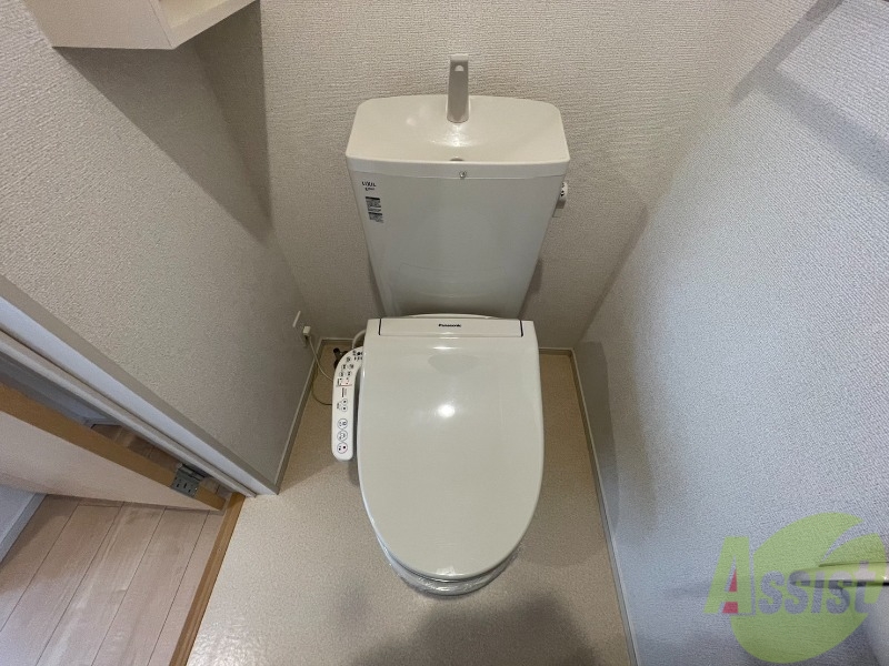 トイレ　トイレとお風呂が別なので清潔に使えて嬉しいですね