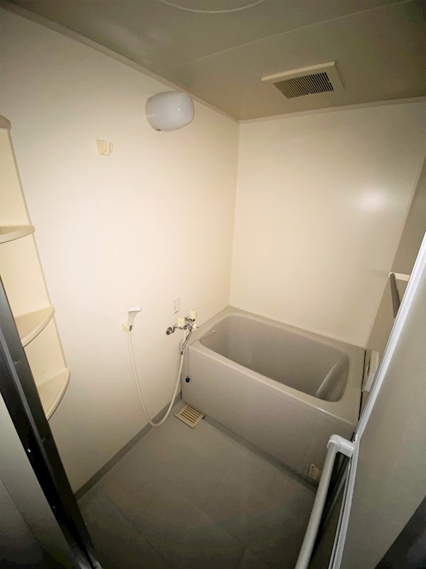 バス・シャワールーム　日々の暮らしに欠かせないお風呂です
