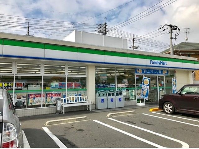 コンビニ　ファミリーマート倉敷大内店（コンビニ）まで350m