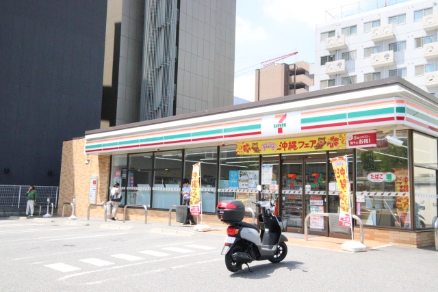 コンビニ　セブン-イレブン 名古屋葵３丁目東店（コンビニ）まで200m