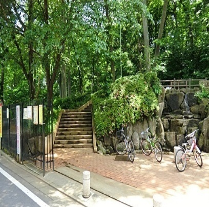 公園　滝の根公園（公園）まで650m