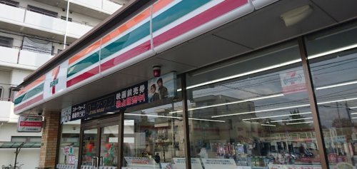コンビニ　セブンイレブン 大阪放出西3丁目店（コンビニ）まで497m