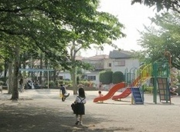 公園　和泉二丁目緑地（公園）まで510m