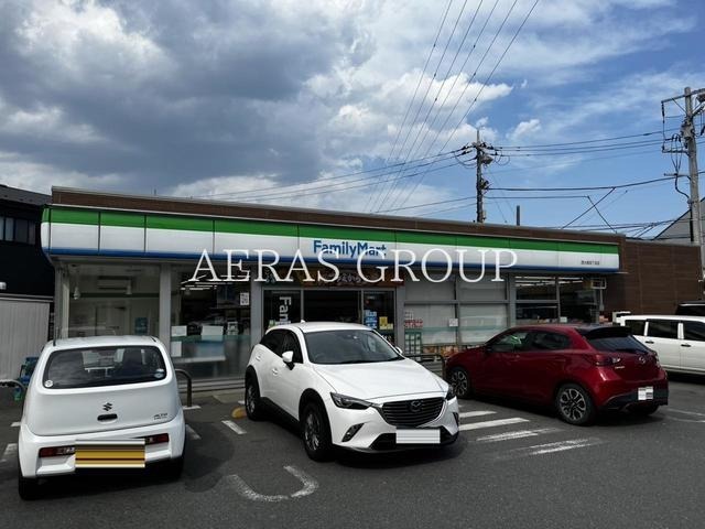 コンビニ　ファミリーマート 西大泉四丁目店（コンビニ）まで107m