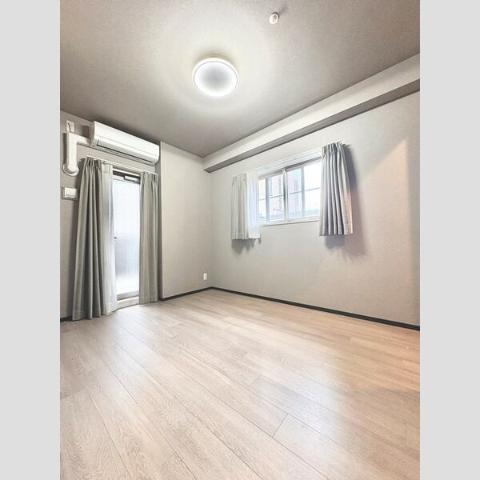 プレサンス ロジェ 名駅南の居間写真