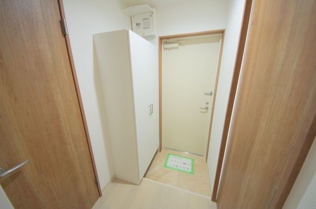 クレール新森の玄関写真