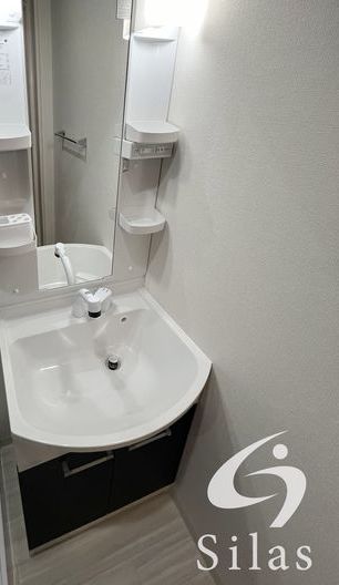 洗面設備　同仕様