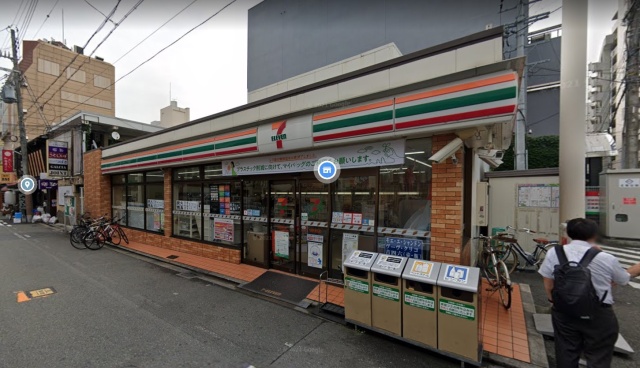 コンビニ　セブンイレブン　姫路塩町店（コンビニ）まで200m