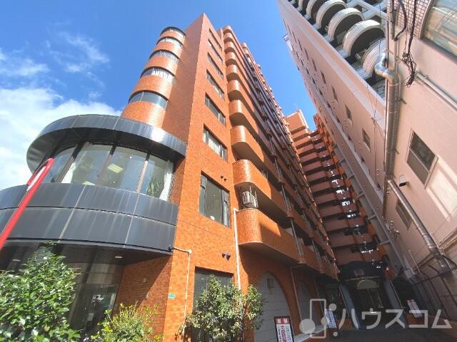 建物外観　お手頃お家賃でこの高級感・・・。今日はなんて日だっ！！