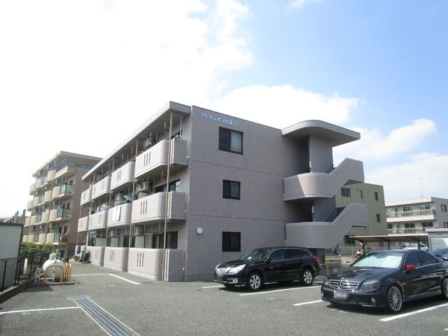 アビタシオン比留川の外観写真