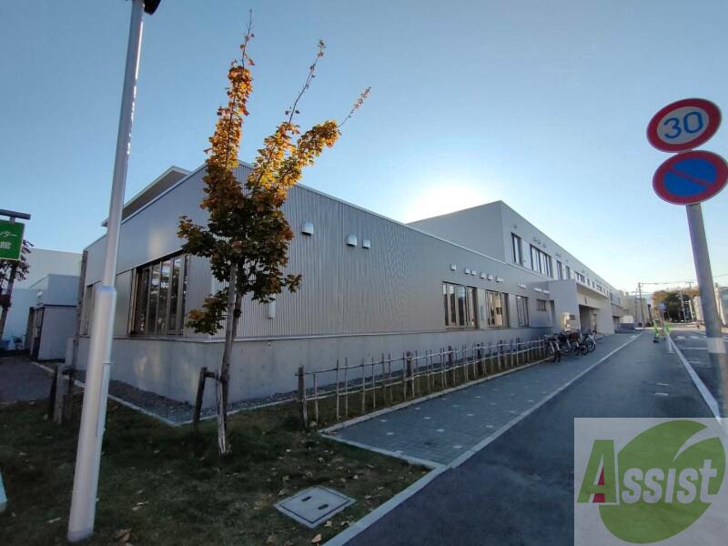 小学校　札幌市立栄西小学校（小学校）まで519m
