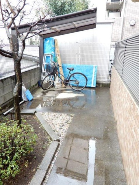 その他共有部分　駐輪場あります