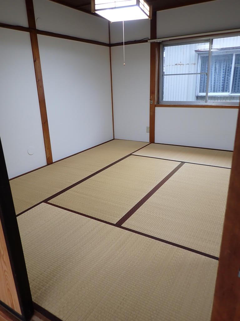 大友貸家の居間写真