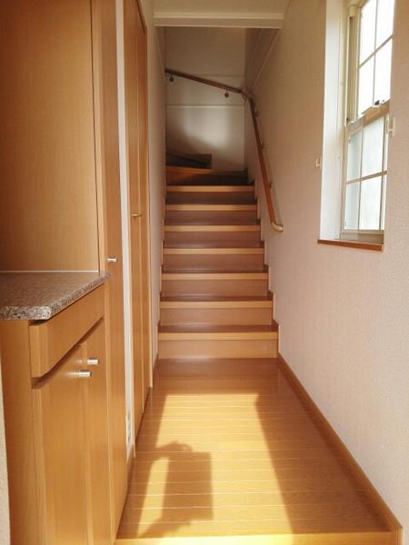 ラネージュ2番館の玄関写真