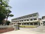 小学校　日置市立伊集院小学校（小学校）まで1977m